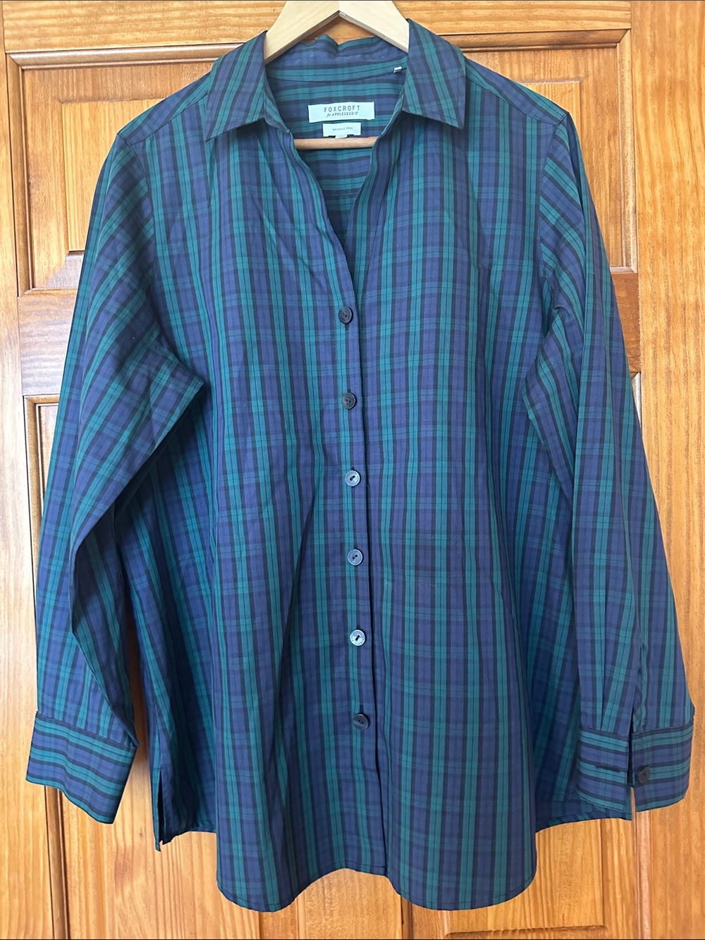 Foxcroft Women’s Wrinkle Free Blue and Green Plaid Button-Front Shirt Size 14 - Picture 7 of 7